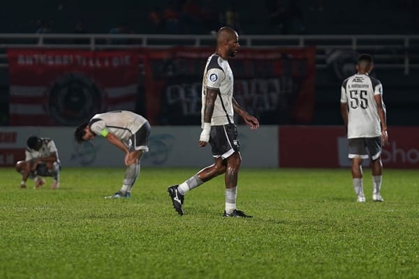 Persib Bandung Dihajar Borneo FC 1-4, Akun YouTube PERSIB Diretas