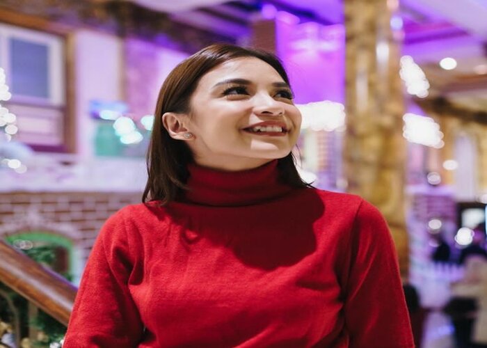 Kenali Dampak Negatif Punya Gigi Gingsul Seperti Chelsea Olivia