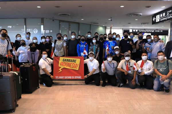 Jalani Penerbangan 8 Jam, Begini Kondisi Tim Bulu Tangkis Indonesia