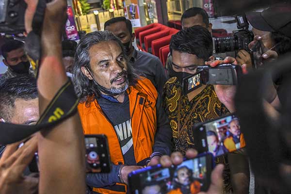 Pengacara Semarang Tersangka Suap MA Beri Pernyataan Tertulis, Begini Isinya