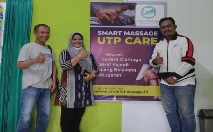 Tertarik Pijat Kretek, UTP Surakarta Buka Layanan Smart Massage