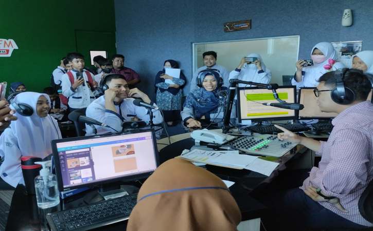 Siswa-siswi SMP Muhammadiyah 1 Program Khusus Boyolali melaksanakan kegiatan Outing Class Edukatif ke Kantor Redaksi Solopos, Kamis (22/9/2022). (Istimewa)