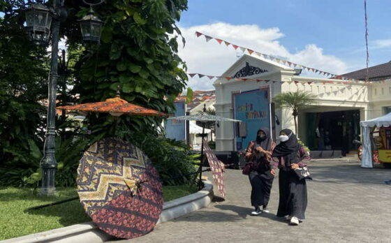 Kegiatan Cerita Batik di House of Danar Hadi Solo dalam peringatan Hari Batik Nasional, Sabtu (1/10/2022). (Solopos/Afifa Enggar Wulandari)