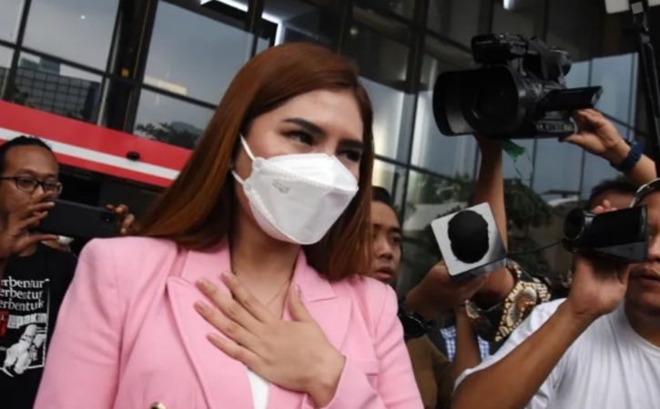 Kasus Lukas Enembe, KPK Periksa Pramugari-Pihak Airlines terkait Pemberian Uang