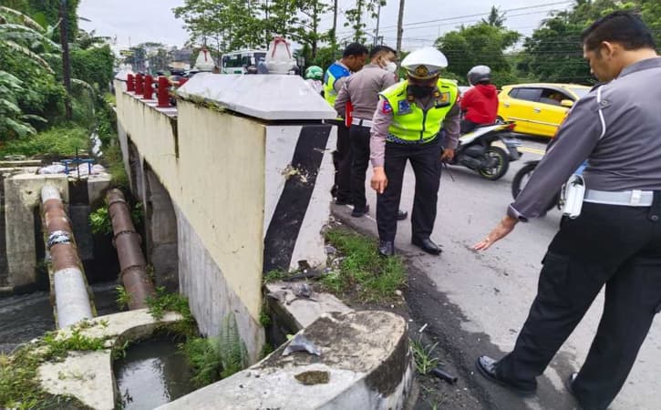 Motor Tabrak Pembatas Jembatan di Sleman, 2 Pemuda Asal Cilacap Meninggal