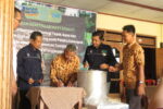 FP UNS Gelar Pelatihan Digital Marketing di Sentra Keripik Tawangmangu