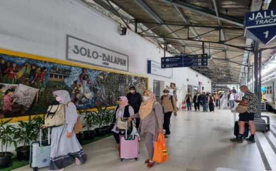 Lebaran, Ini Stasiun dengan Kedatangan Penumpang KRL Jogja-Solo Tertinggi